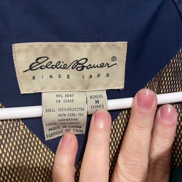 Navy Blue Eddie Bauer Jacket with removable hood. Size M - Picture 5 of 6
